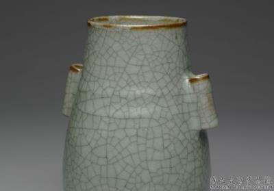 图片[2]-Vase with tubular handles in celadon glaze, Qing dynasty (1644-1911)-China Archive